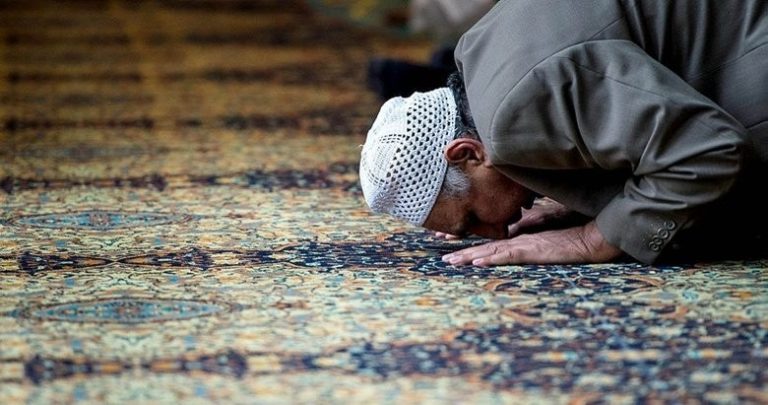 Gəncədə bayram namazı qılınıb
