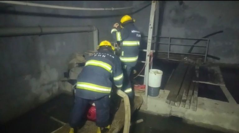 FHN: İntensiv yağışlarla əlaqədar Bakı, Sumqayıt və Abşeronda tədbirlər davam etdirilir, 18 nəfər təxliyə olunub – FOTO – VİDEO