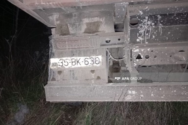 Qazaxda yük və minik avtomobilləri toqquşub, bir nəfər ölüb