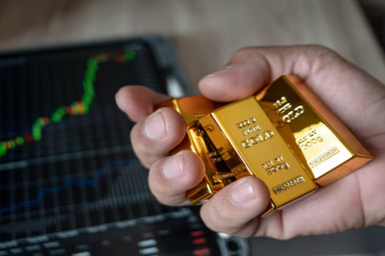 Qızılın qiyməti 4600 dollara yaxınlaşıb