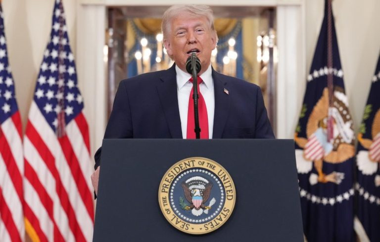 Tramp: Əgər İran razılaşmanı rədd edərsə, onun neft infrastrukturu məhv ediləcək