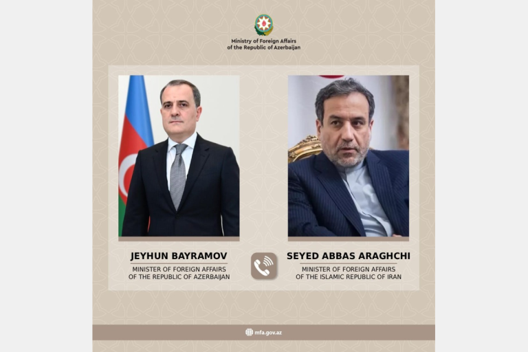 Ceyhun Bayramovla Abbas Əraqçi arasında telefon danışığı olub, atəşkəs alqışlanıb