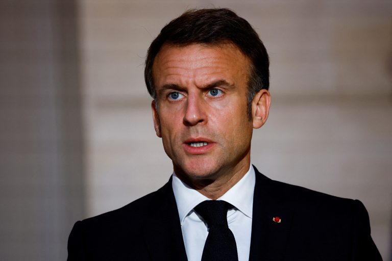 Makron: Paris Hörmüz boğazında gəmiçiliyin təmin edilməsinə kömək etməyə hazırdır