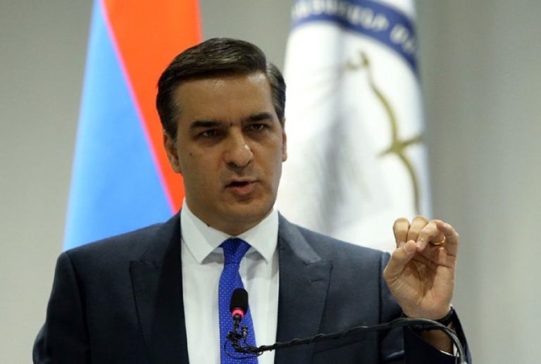 Ermənistanın sabiq ombudsmanı yeni siyasi partiya yaradıb, seçkilərdə iştirak edəcək