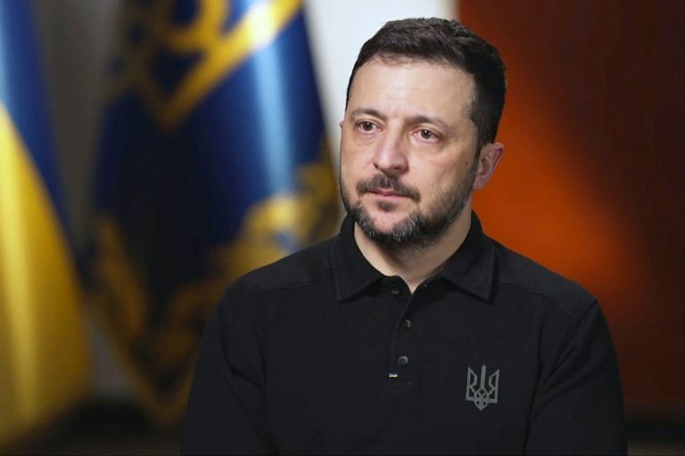 Zelenski Rusiya ilə Ukrayna arasındakı danışıqların Azərbaycanda keçirilməsini təklif edib
