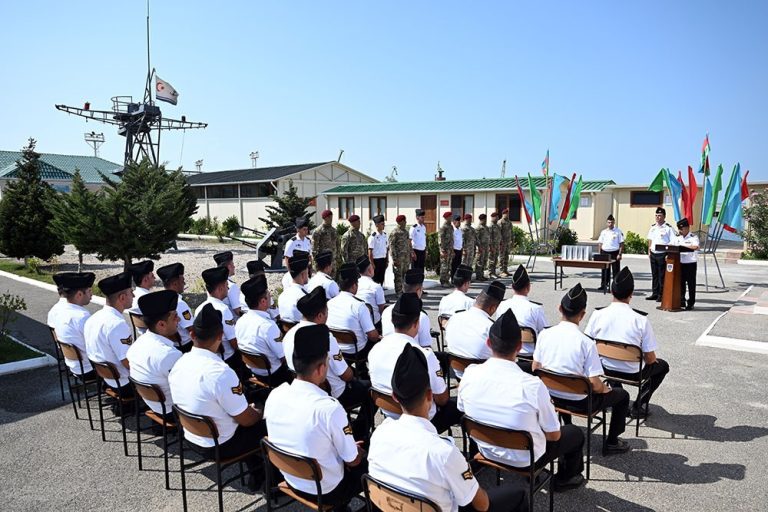 HDQ-də dalğıc kursunun növbəti buraxılış mərasimi keçirilib