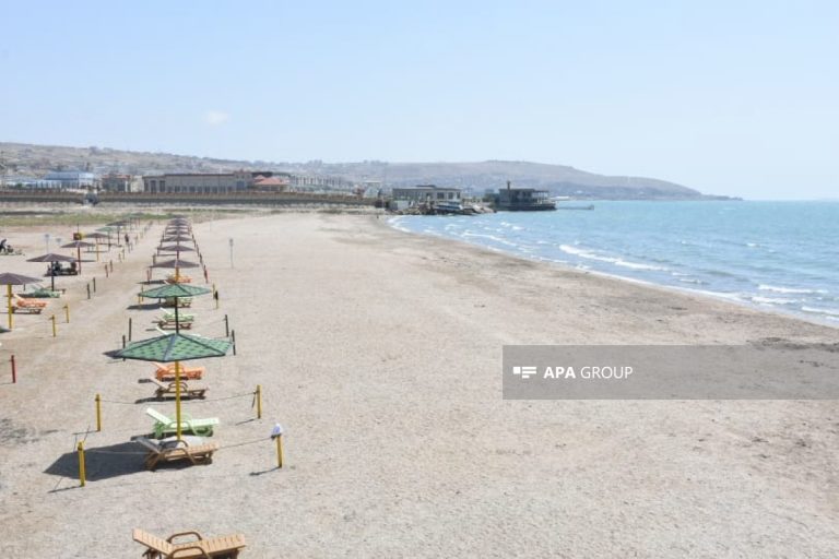 Bakıda çimərlikdə oğurluq edilib
