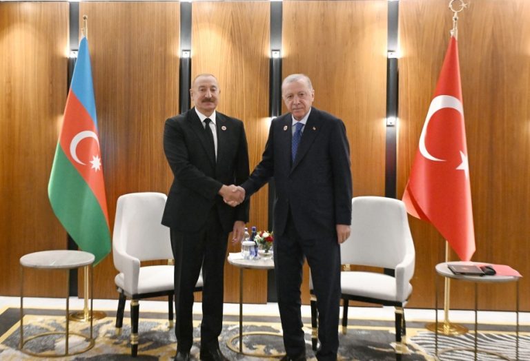 Prezident İlham Əliyevin Bişkekdə Rəcəb Tayyib Ərdoğanla görüşü olub – YENİLƏNİB