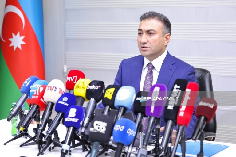 Anar Bayramov: Daha çox nəticə göstərən həkimlərimiz artıq əməkhaqqı almalıdır